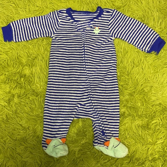 Cute Boy onesies for infants. Set of 4! - Picture 3 of 5
